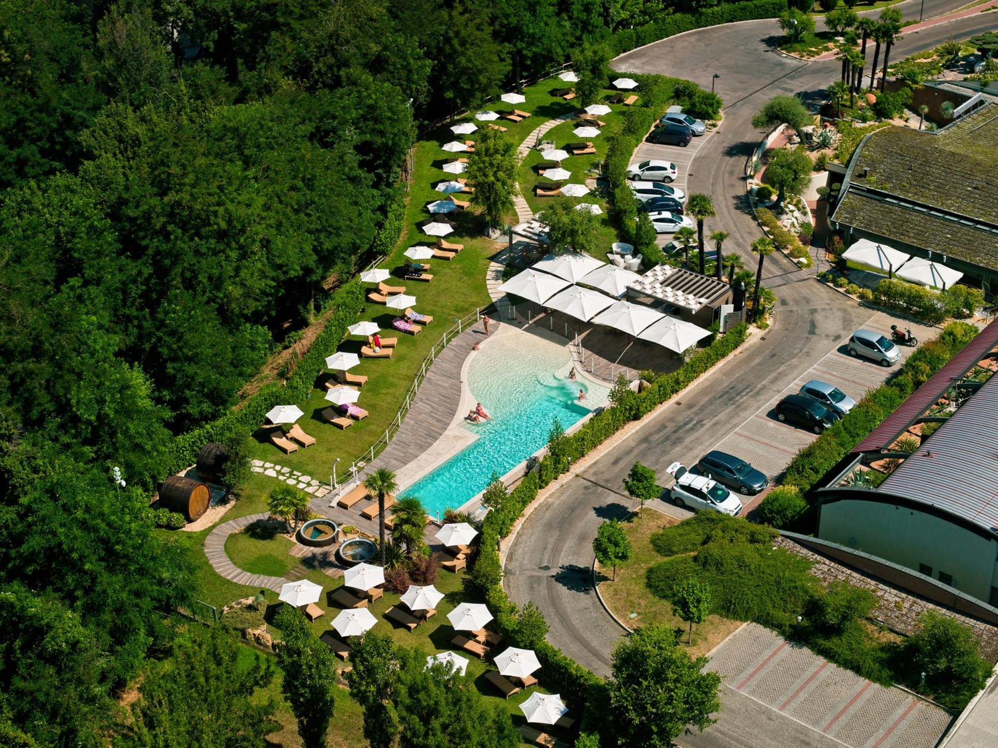 Relais Bellaria Hotel & Congressi サン・ラッザロ・ディ・サーヴェナ エクステリア 写真